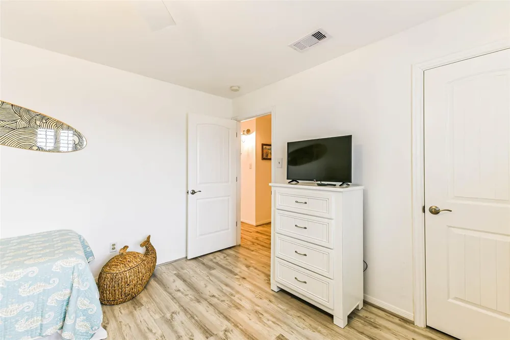 7312 Seawall Boulevard #217 Galveston, TX 77551