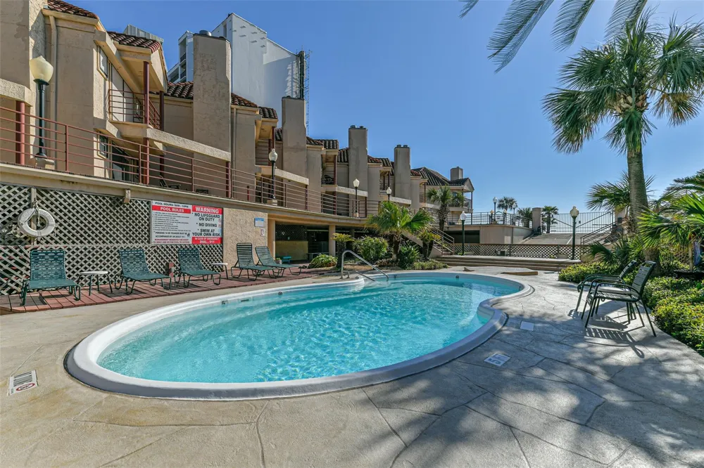 7312 Seawall Boulevard #217 Galveston, TX 77551
