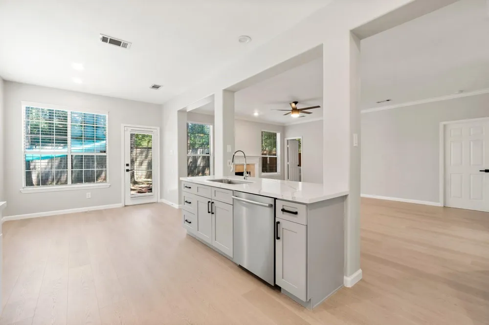 66 Terraglen Dr The Woodlands, TX 77382