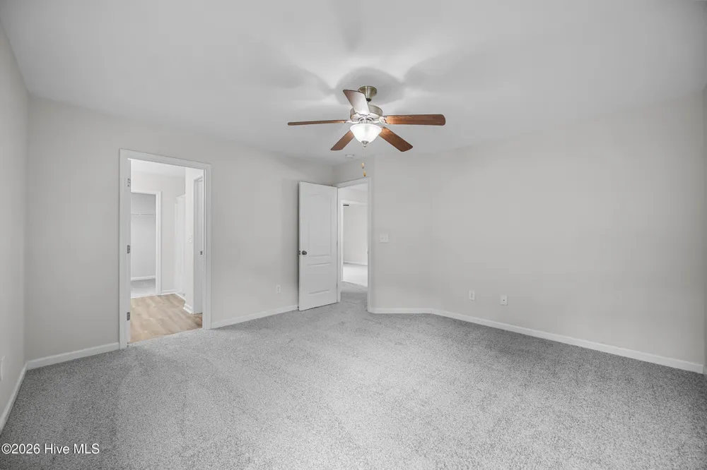 525 Shelmore Lane Jacksonville, NC 28540