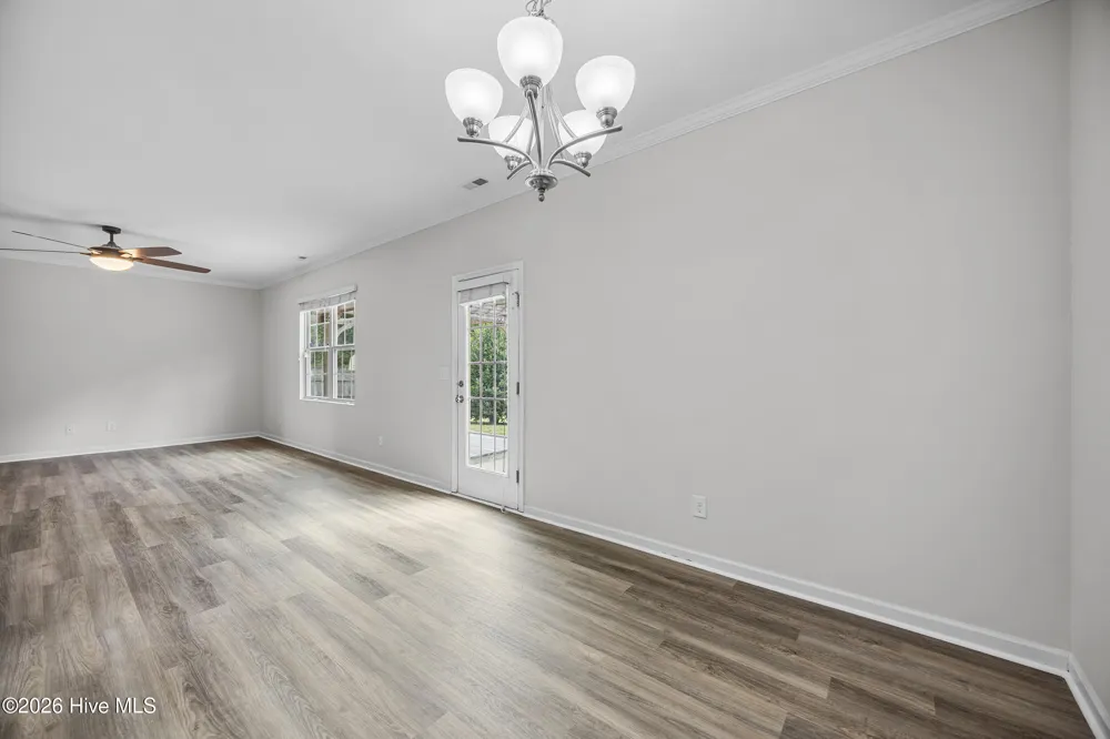 525 Shelmore Lane Jacksonville, NC 28540
