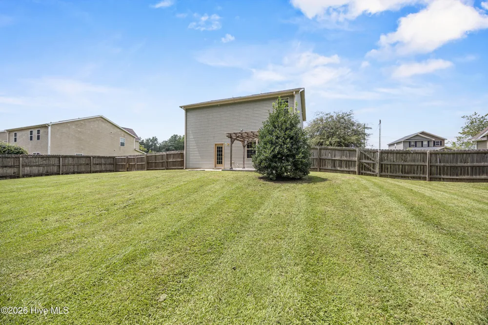 525 Shelmore Lane Jacksonville, NC 28540