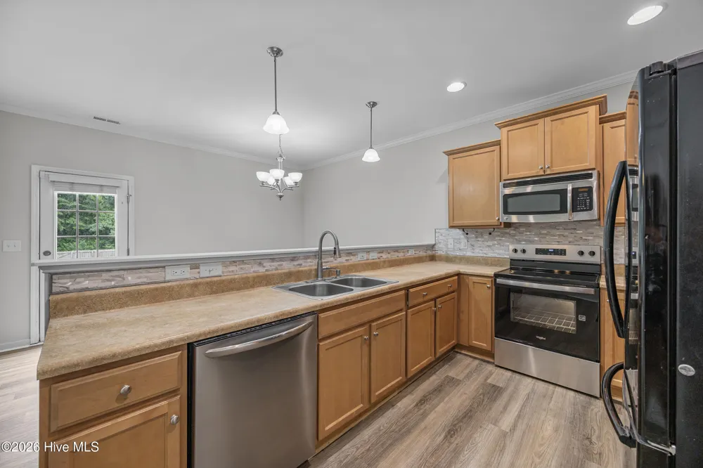 525 Shelmore Lane Jacksonville, NC 28540