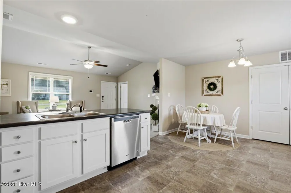 4118 Nahunta Road Pikeville, NC 27863