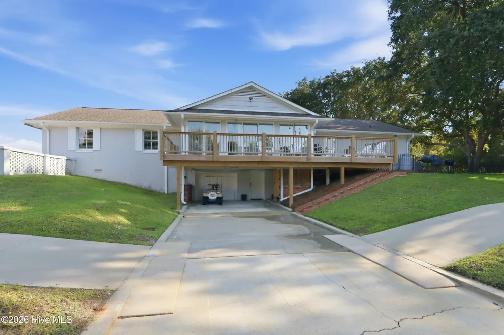 104 Sea Trace Lane Newport, NC 28570