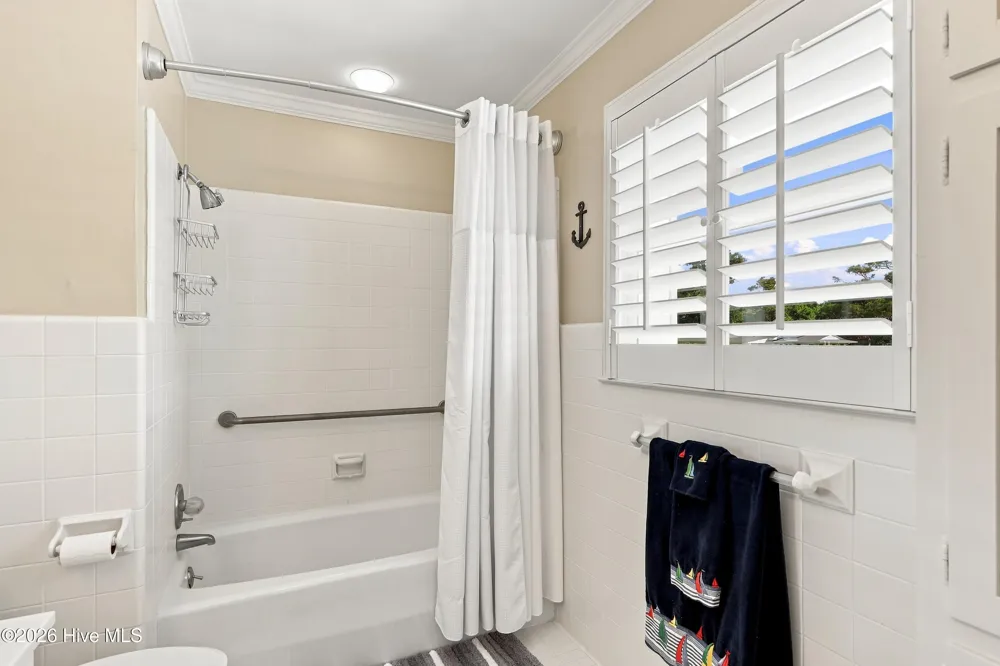 104 Sea Trace Lane Newport, NC 28570