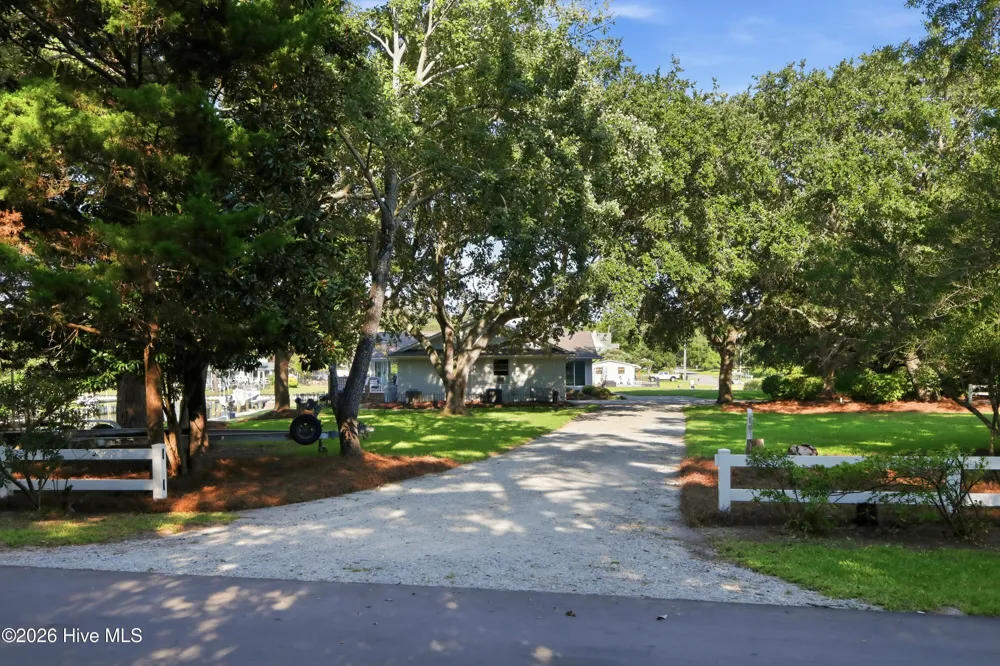 104 Sea Trace Lane Newport, NC 28570