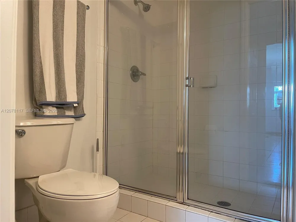 1155 Brickell Bay Dr #808 Miami, FL 33131