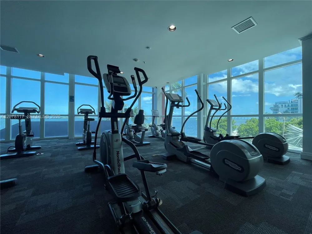 1155 Brickell Bay Dr #808 Miami, FL 33131