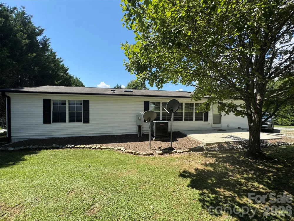 51 Little Hungry Road Hendersonville, NC 28792