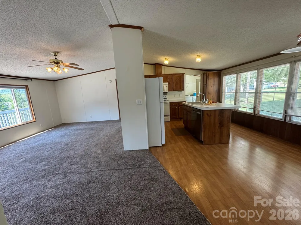 51 Little Hungry Road Hendersonville, NC 28792