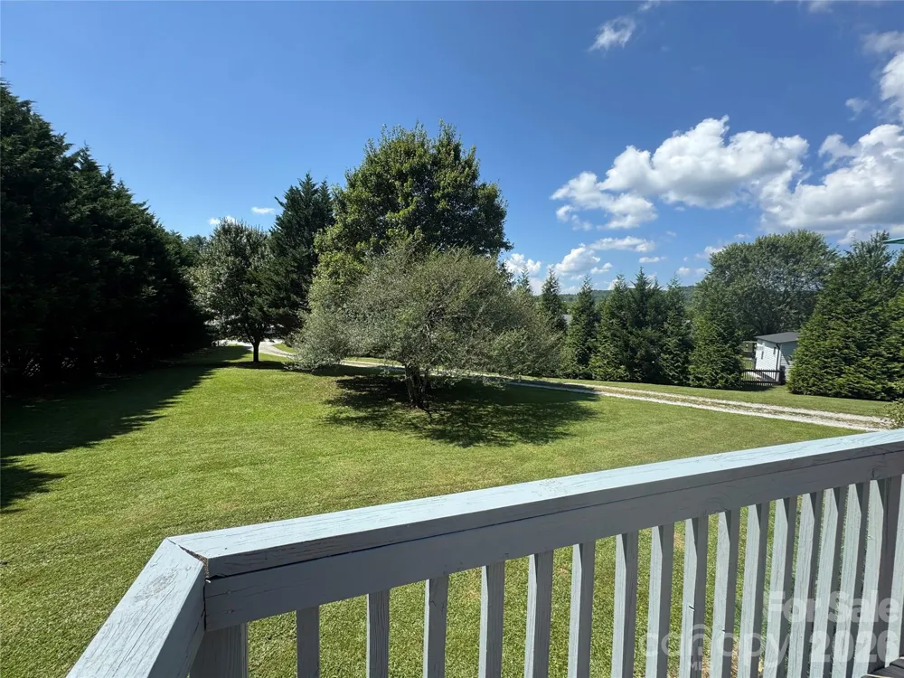51 Little Hungry Road Hendersonville, NC 28792