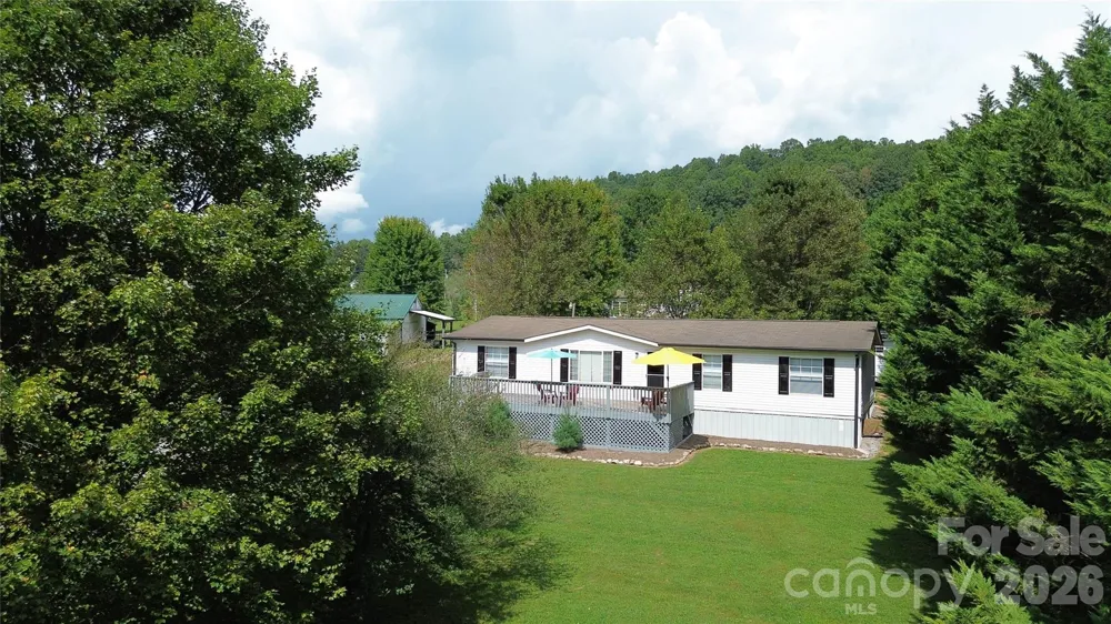 51 Little Hungry Road Hendersonville, NC 28792