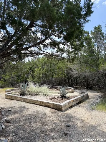 410 Sparkling Springs Dr Boerne, TX 78006