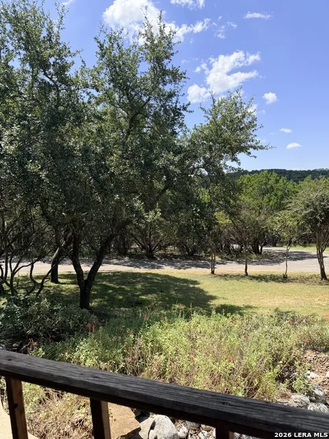 410 Sparkling Springs Dr Boerne, TX 78006