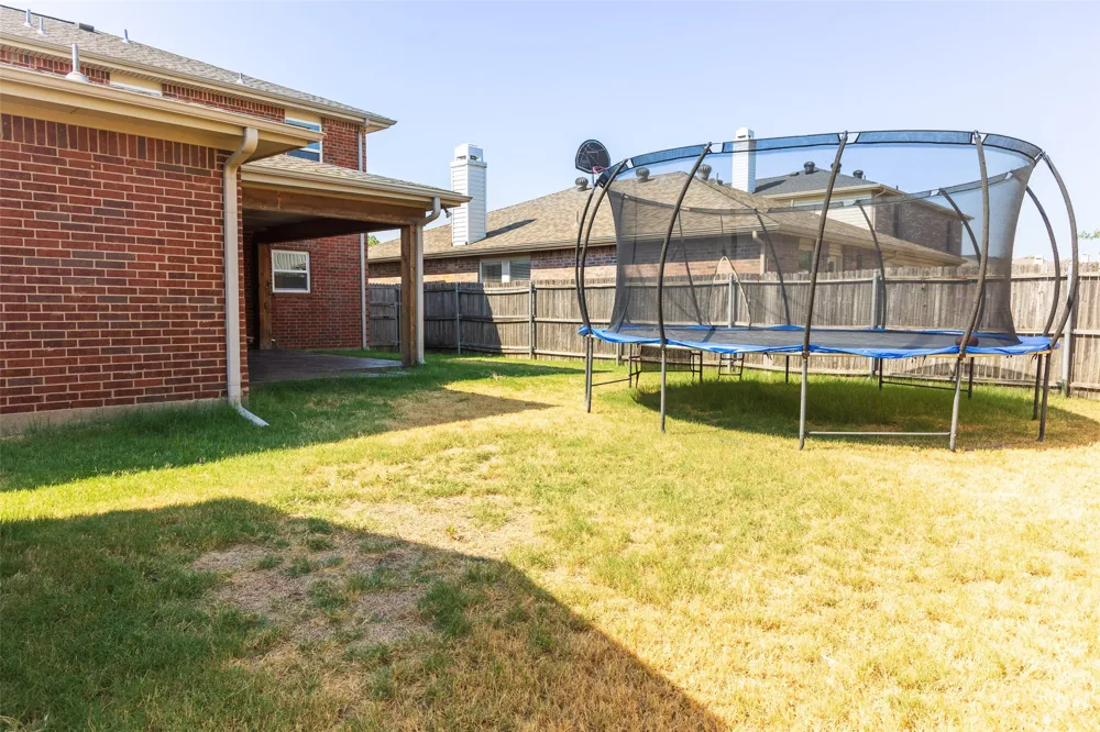 5537 Camarillo Drive Fort Worth, TX 76244