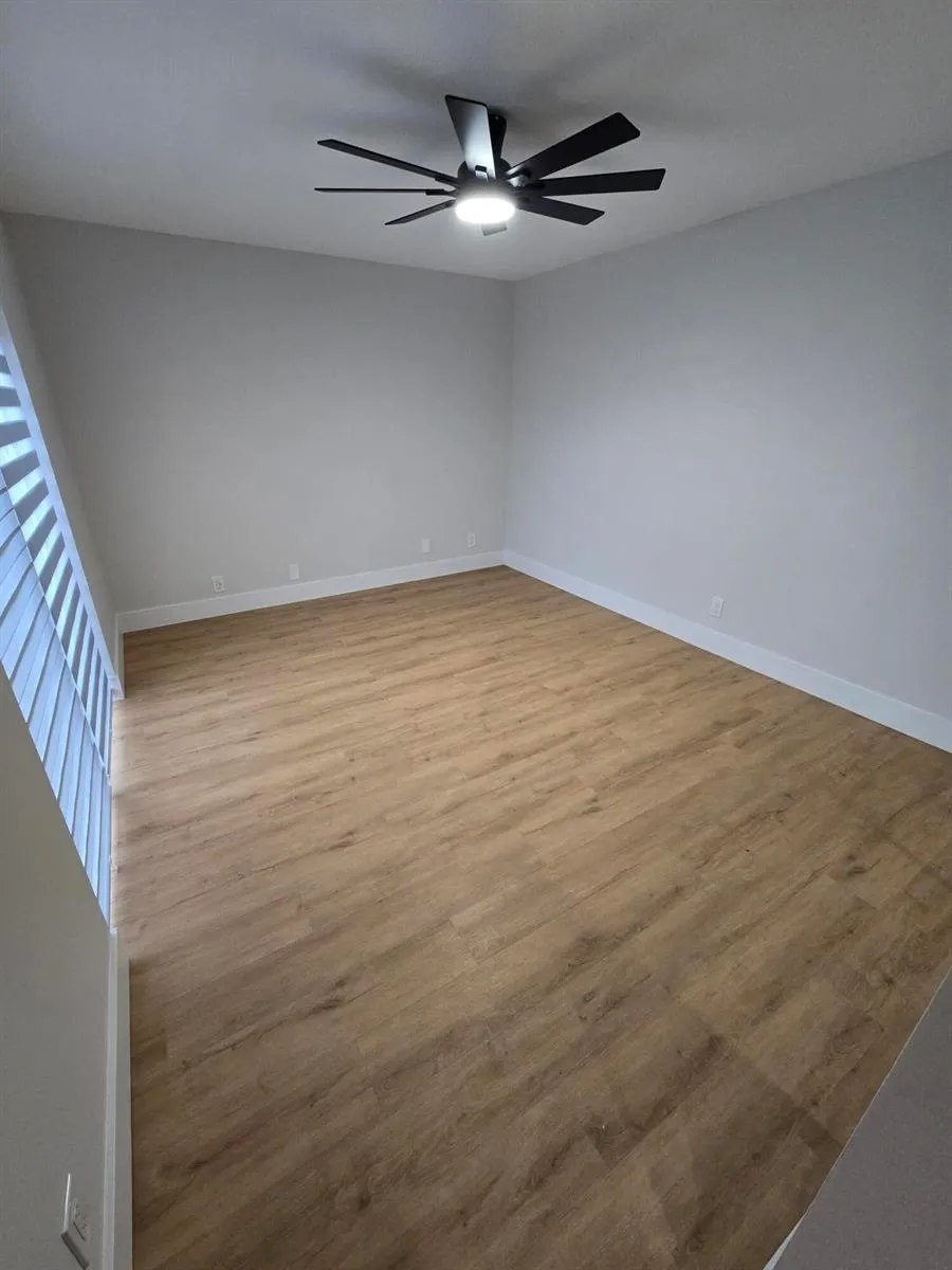 306 LAKE ARBOR DRIVE Palm Springs, FL 33461