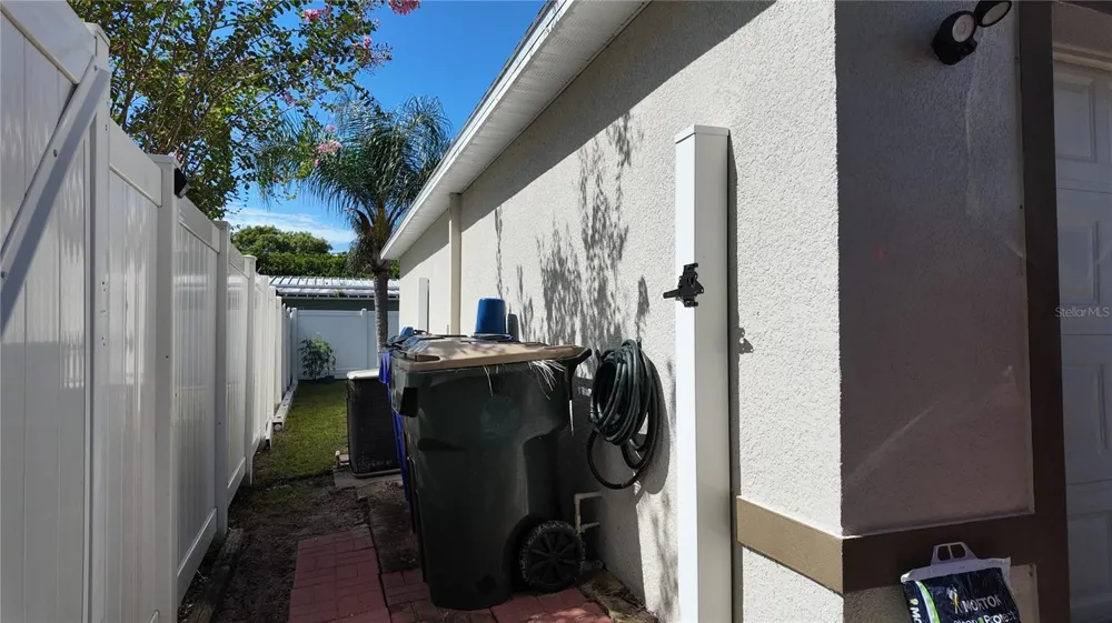 1801 MONTAGUE DRIVE St Cloud, FL 34769