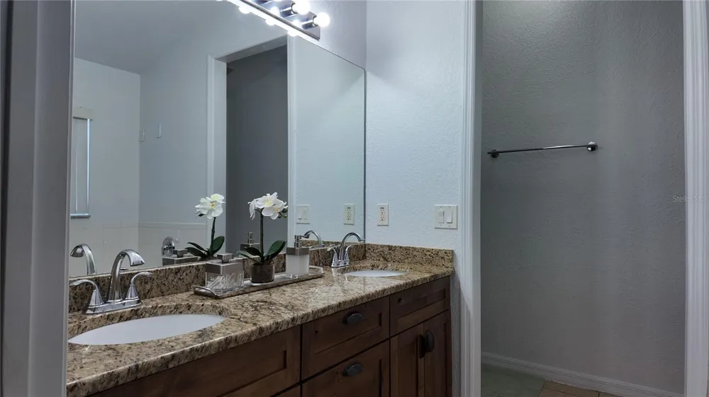 1801 MONTAGUE DRIVE St Cloud, FL 34769