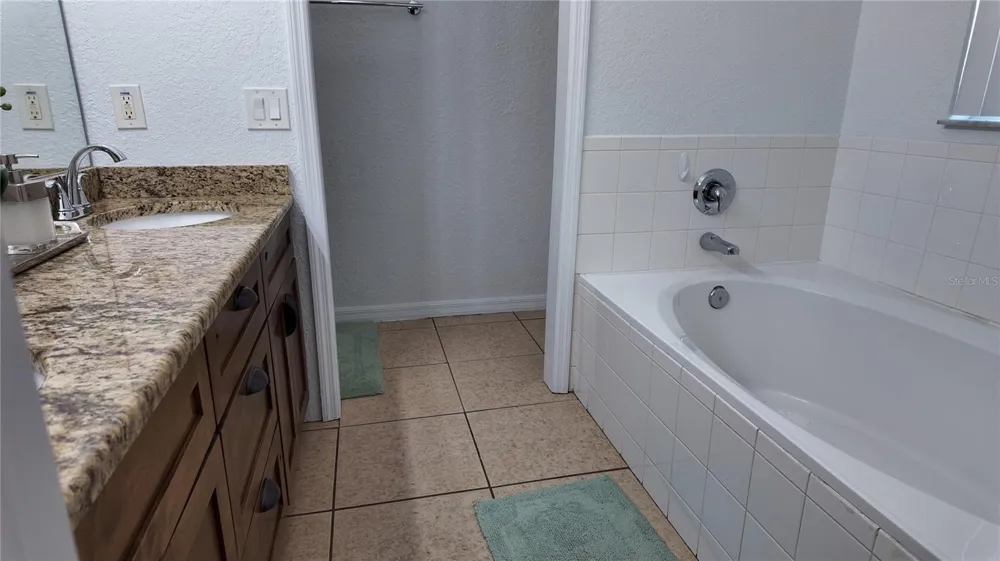 1801 MONTAGUE DRIVE St Cloud, FL 34769