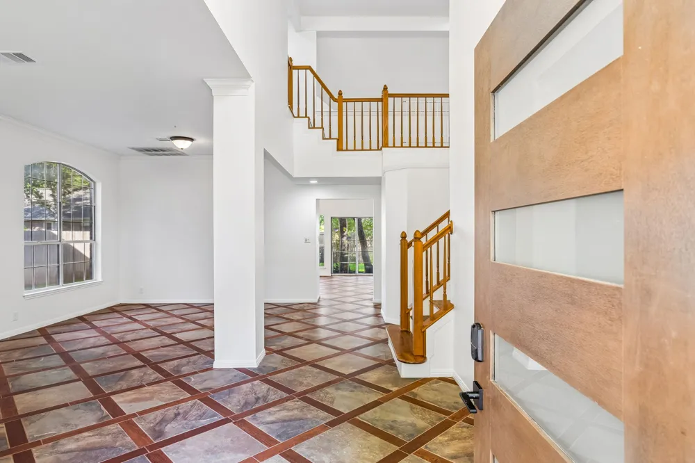 1908 Clearwater Drive Round Rock, TX 78681