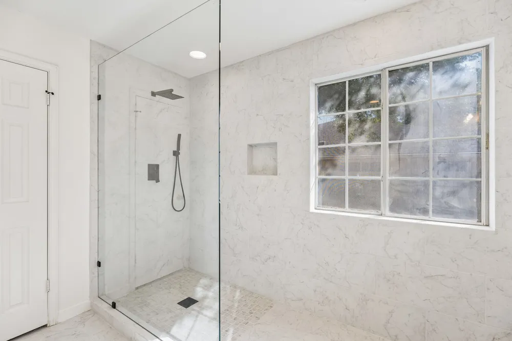 1908 Clearwater Drive Round Rock, TX 78681