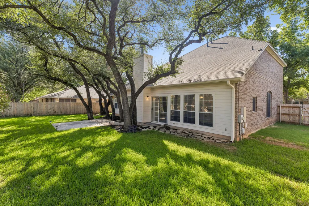 1908 Clearwater Drive Round Rock, TX 78681