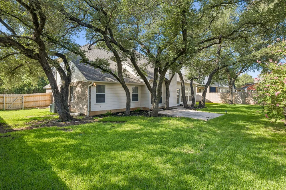 1908 Clearwater Drive Round Rock, TX 78681