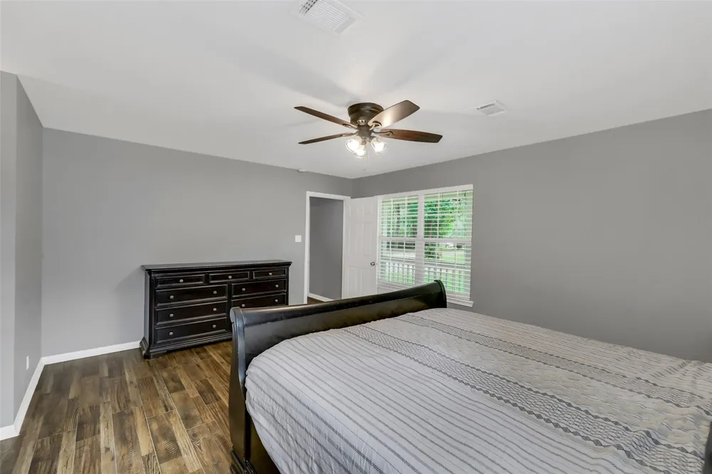100 Oak Hollow Boulevard Hockley, TX 77447