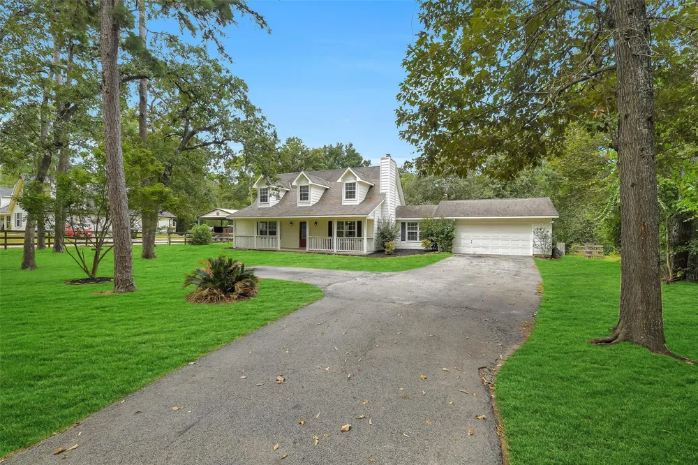 100 Oak Hollow Boulevard Hockley, TX 77447