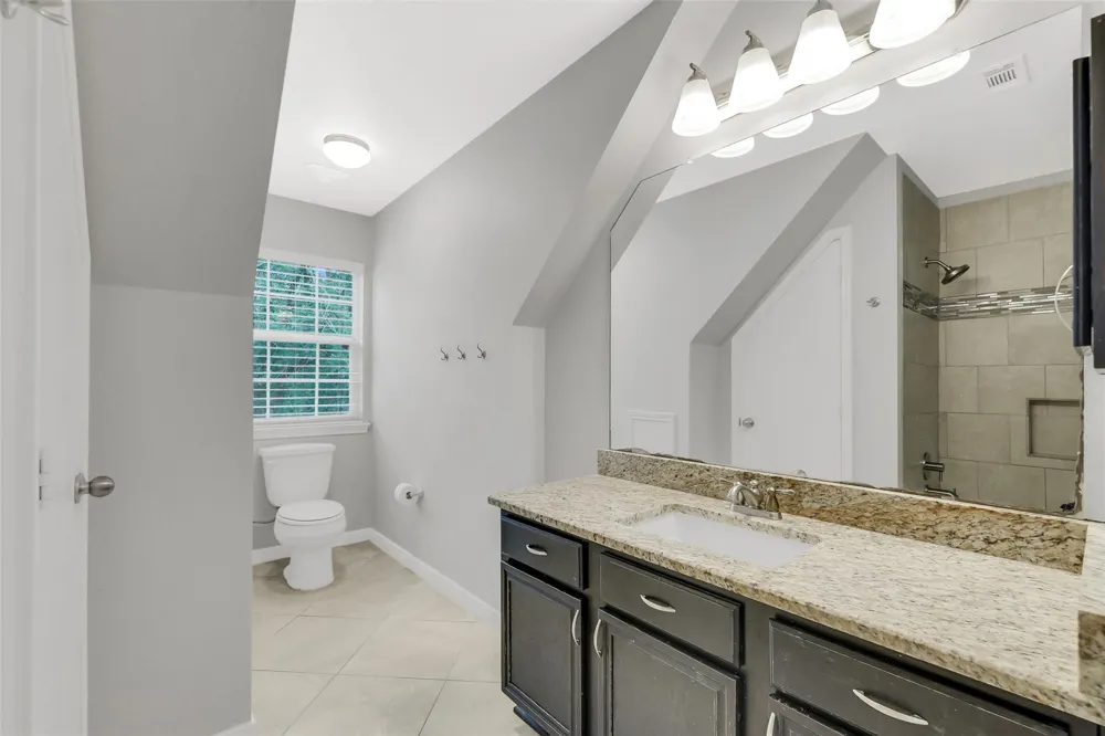 100 Oak Hollow Boulevard Hockley, TX 77447