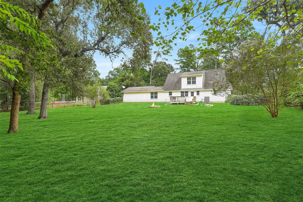 100 Oak Hollow Boulevard Hockley, TX 77447
