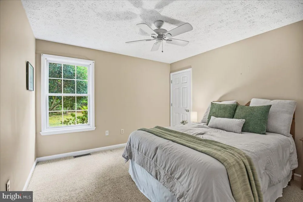 8175 ELIZABETH LANE La Plata, MD 20646