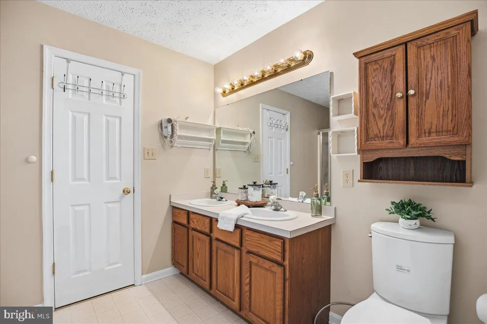 8175 ELIZABETH LANE La Plata, MD 20646