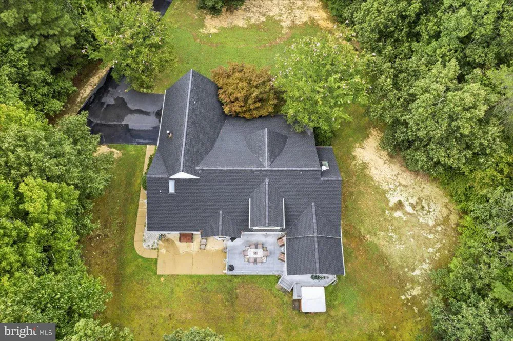8175 ELIZABETH LANE La Plata, MD 20646