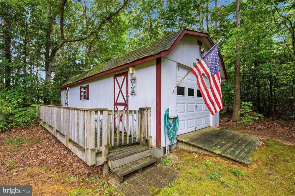 8175 ELIZABETH LANE La Plata, MD 20646