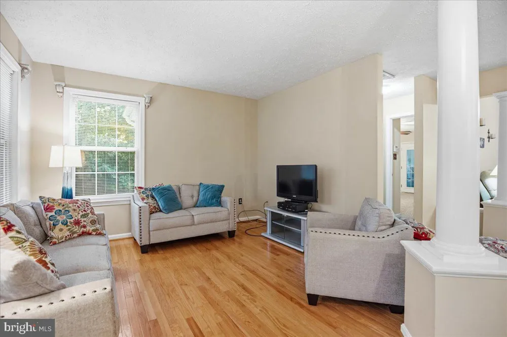 8175 ELIZABETH LANE La Plata, MD 20646