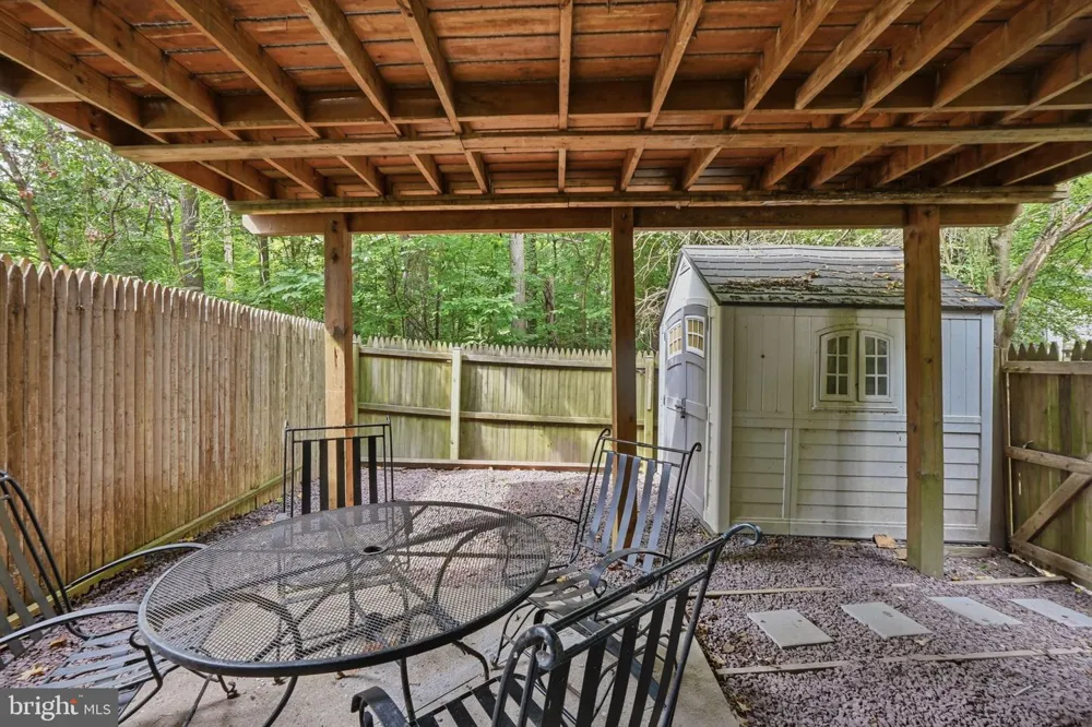 8562 TYROLEAN WAY Springfield, VA 22153