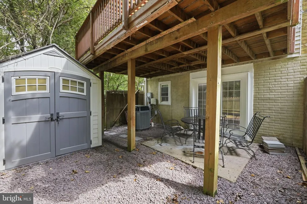 8562 TYROLEAN WAY Springfield, VA 22153