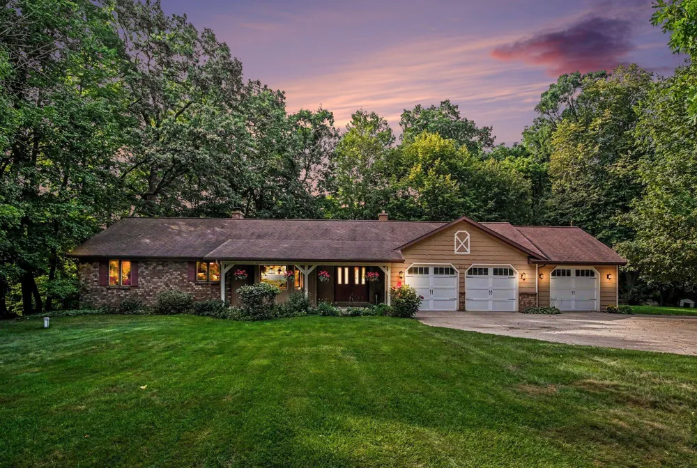 986 Luce Street SW Grand Rapids, MI 49534