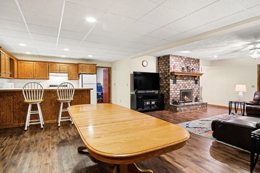 986 Luce Street SW Grand Rapids, MI 49534