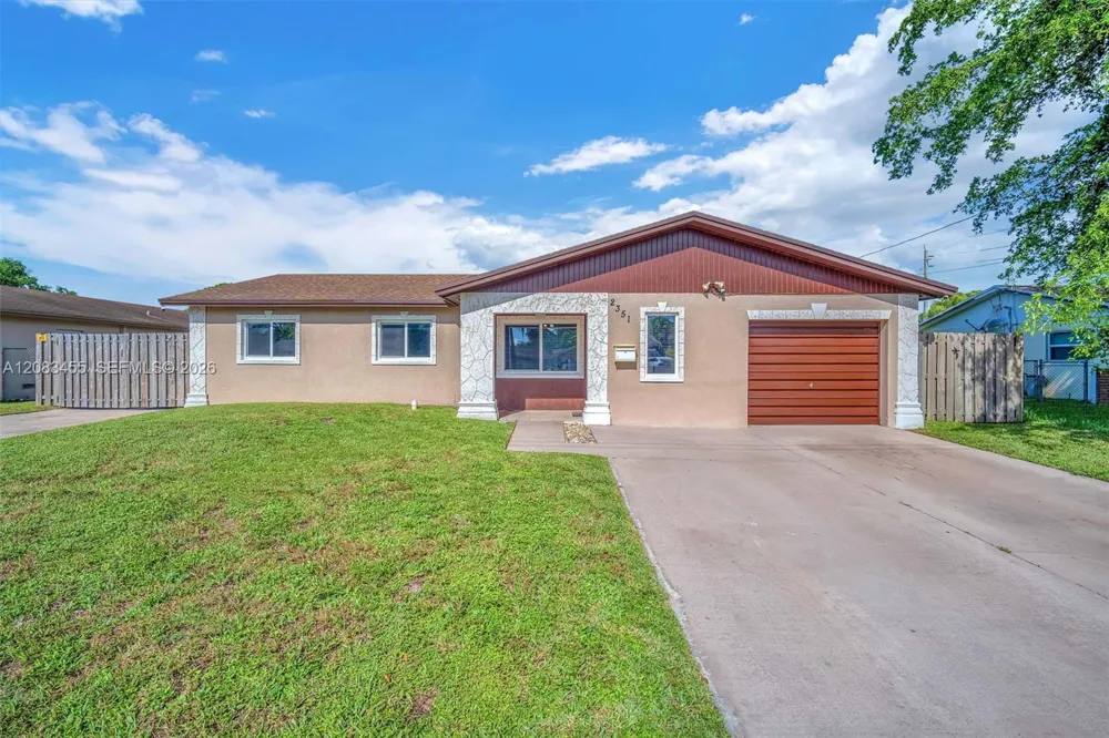 2351 NW 60th Ter Sunrise, FL 33313
