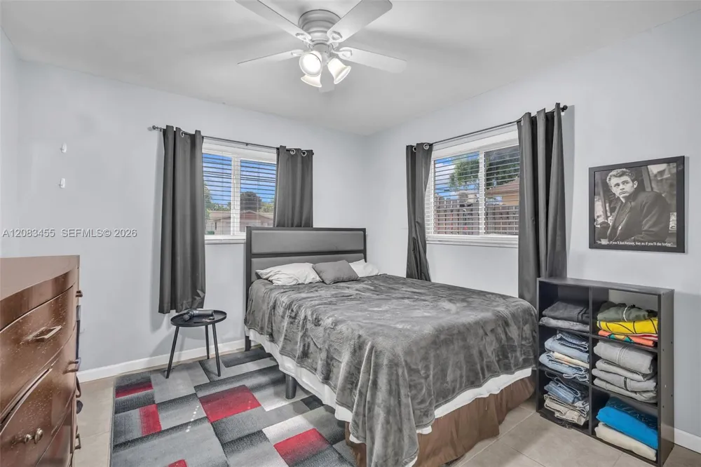 2351 NW 60th Ter Sunrise, FL 33313