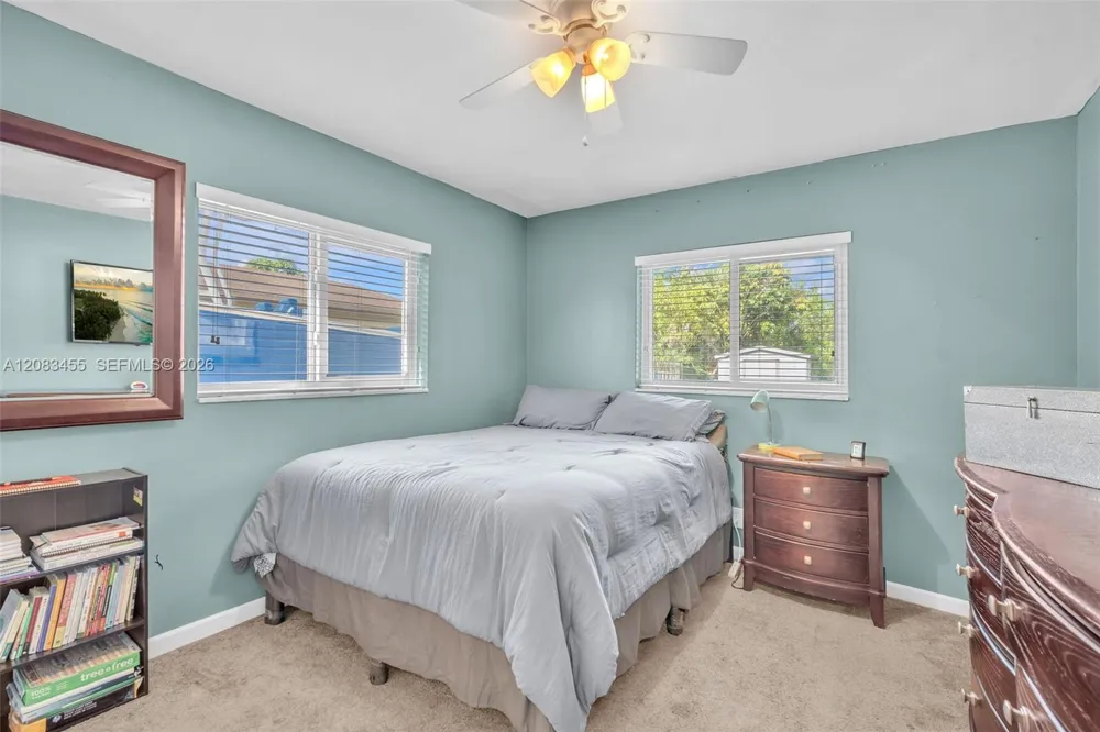 2351 NW 60th Ter Sunrise, FL 33313