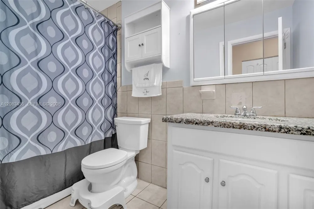 2351 NW 60th Ter Sunrise, FL 33313
