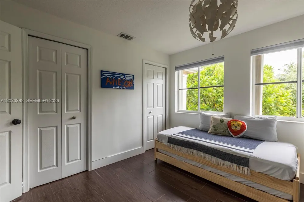 3652 Falcon Ridge Cir #0 Weston, FL 33331