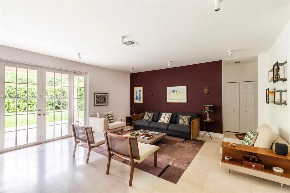 3652 Falcon Ridge Cir #0 Weston, FL 33331