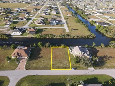 223 NW 19th Ter