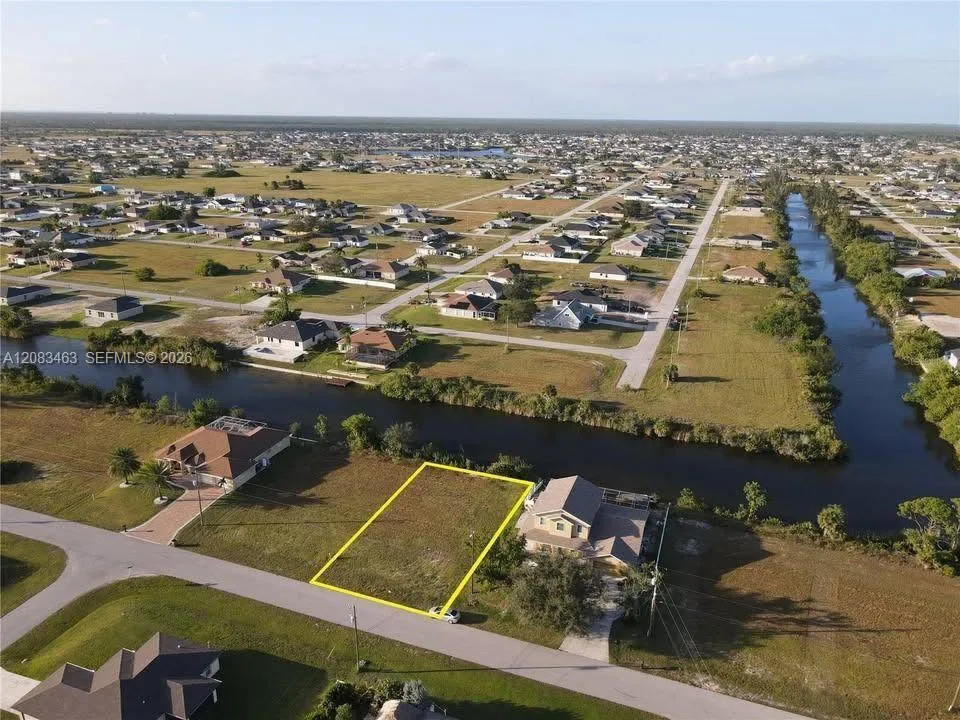 223 NW 19th Ter Cape Coral, FL 33993