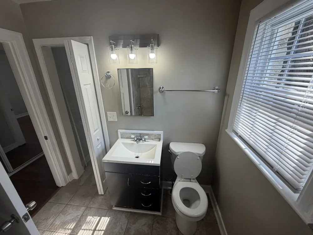 1137 McAlpine Ave #A Nashville, TN 37216